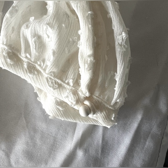 NYDJ Crinkle Clip Tie Blouse with Detachable Tank- EUC 👚🛍️🌟 - Picture 7 of 11